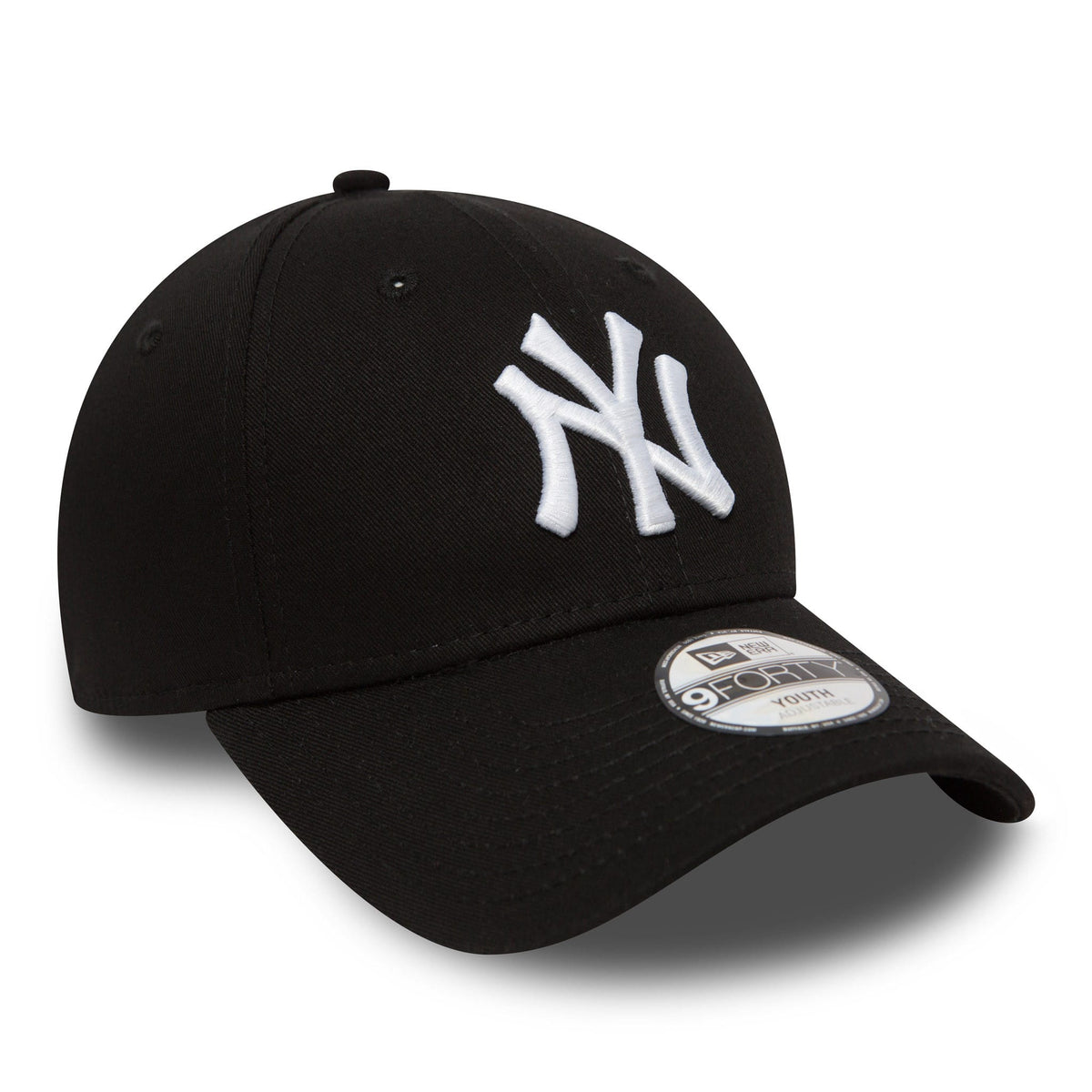 New York Yankees Essential Kids Black New Era 9FORTY Cap, front view showing the raised white embroidered NY logo on the front panel, with matching black visor and 9FORTY size sticker on top.