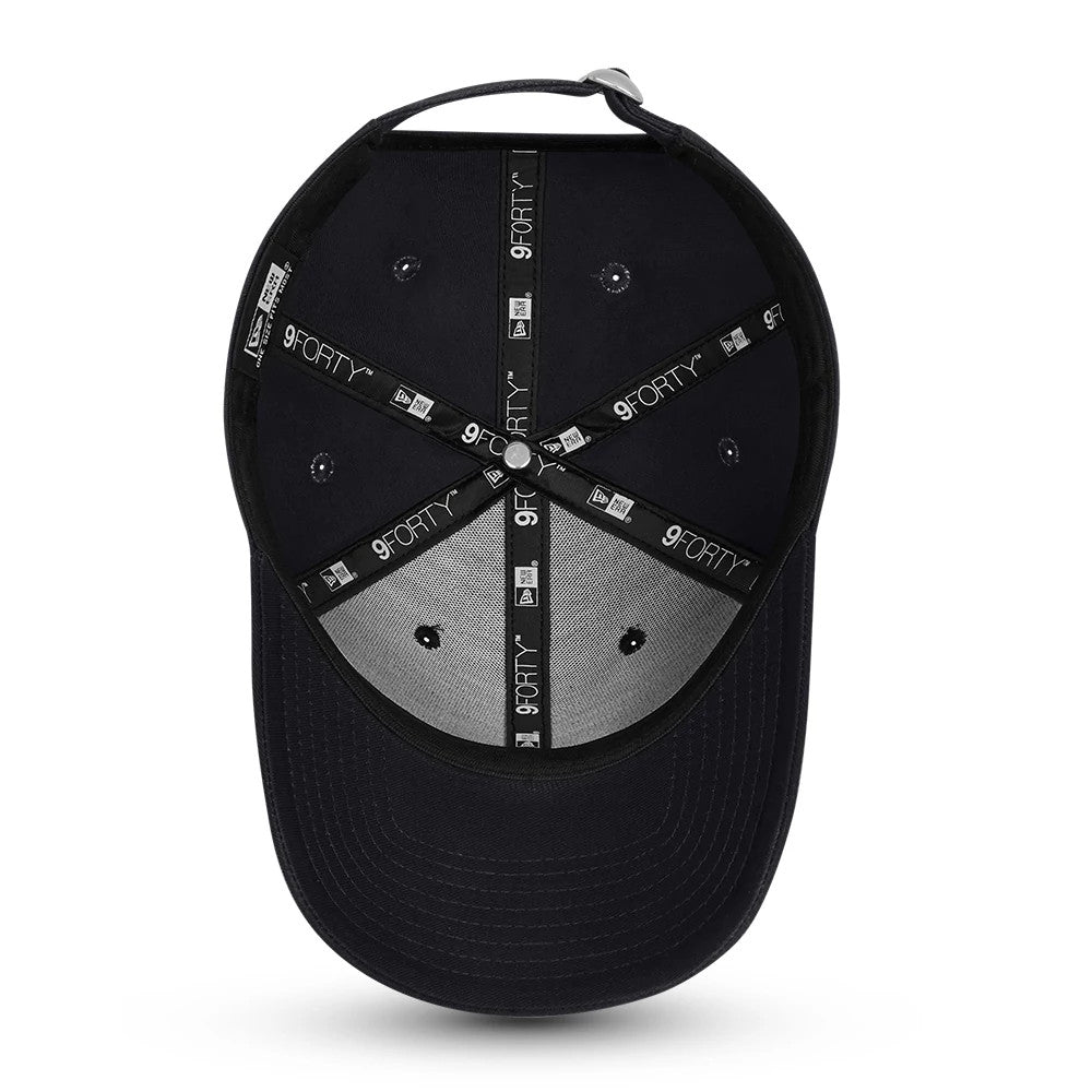 This is a New Era Flag Navy 9FORTY Cap 4