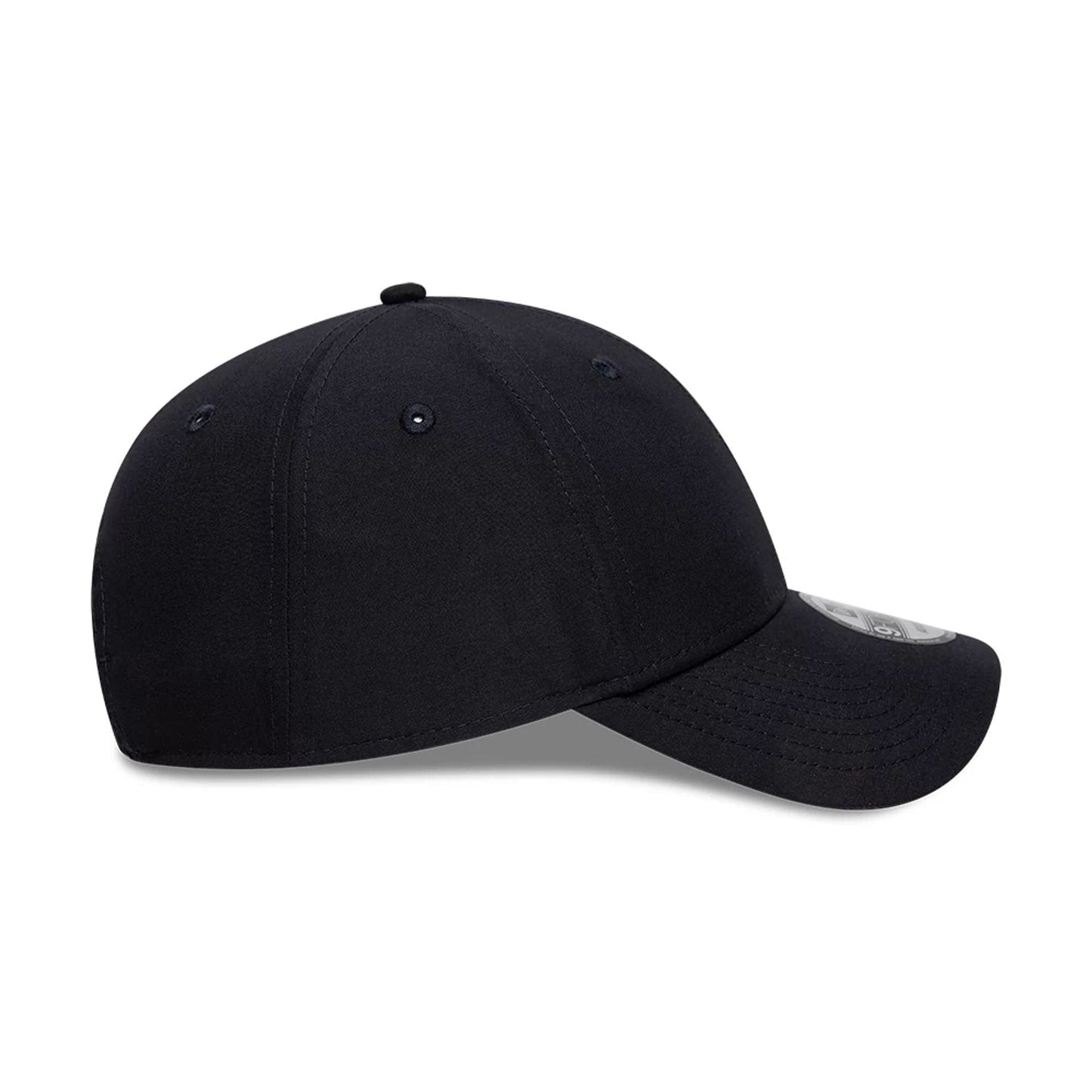 This is a New York Yankees Flawless Navy 9FORTY Cap 7