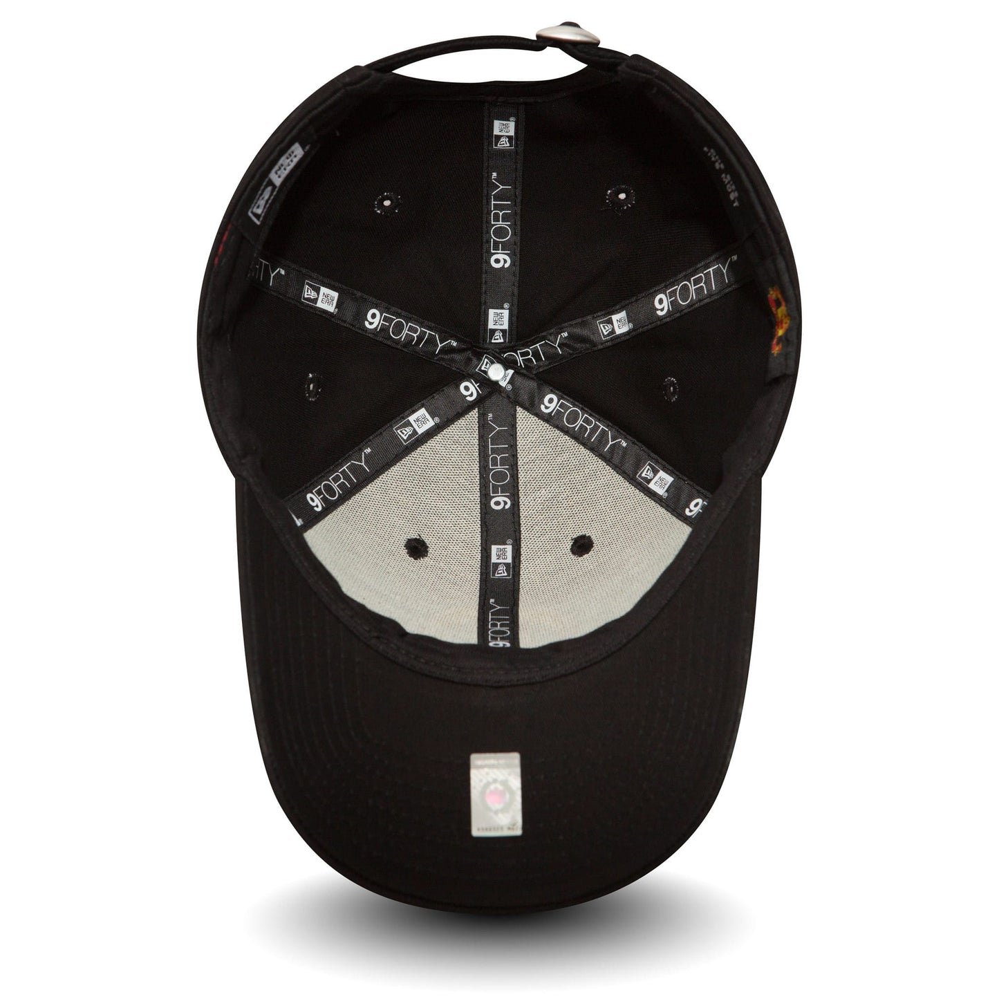 This is a Manchester United Essential Black 9FORTY Cap 5