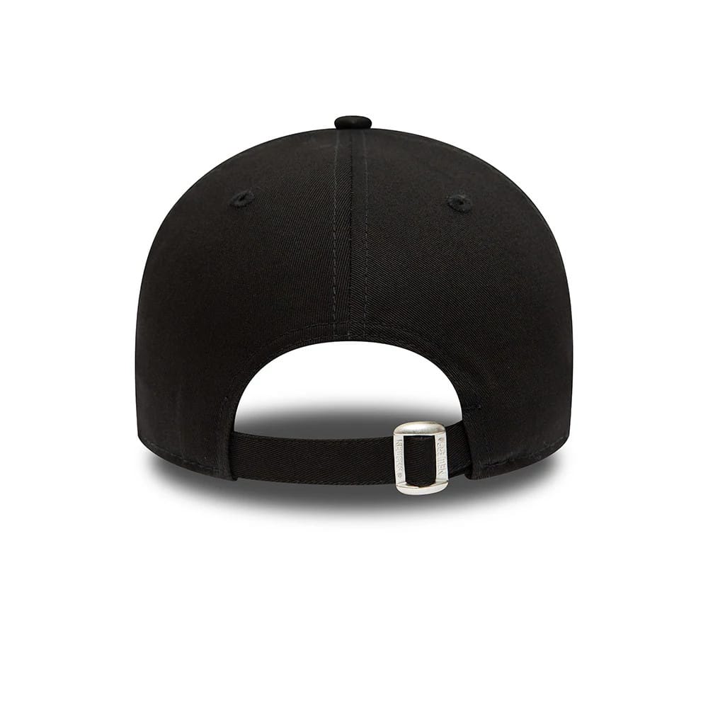 Manchester United FC Youth Core Black New Era 9FORTY Adjustable Cap, rear view showing an open adjustable strap with a silver buckle, simple black design with a neat top button and black eyelets on the crown.