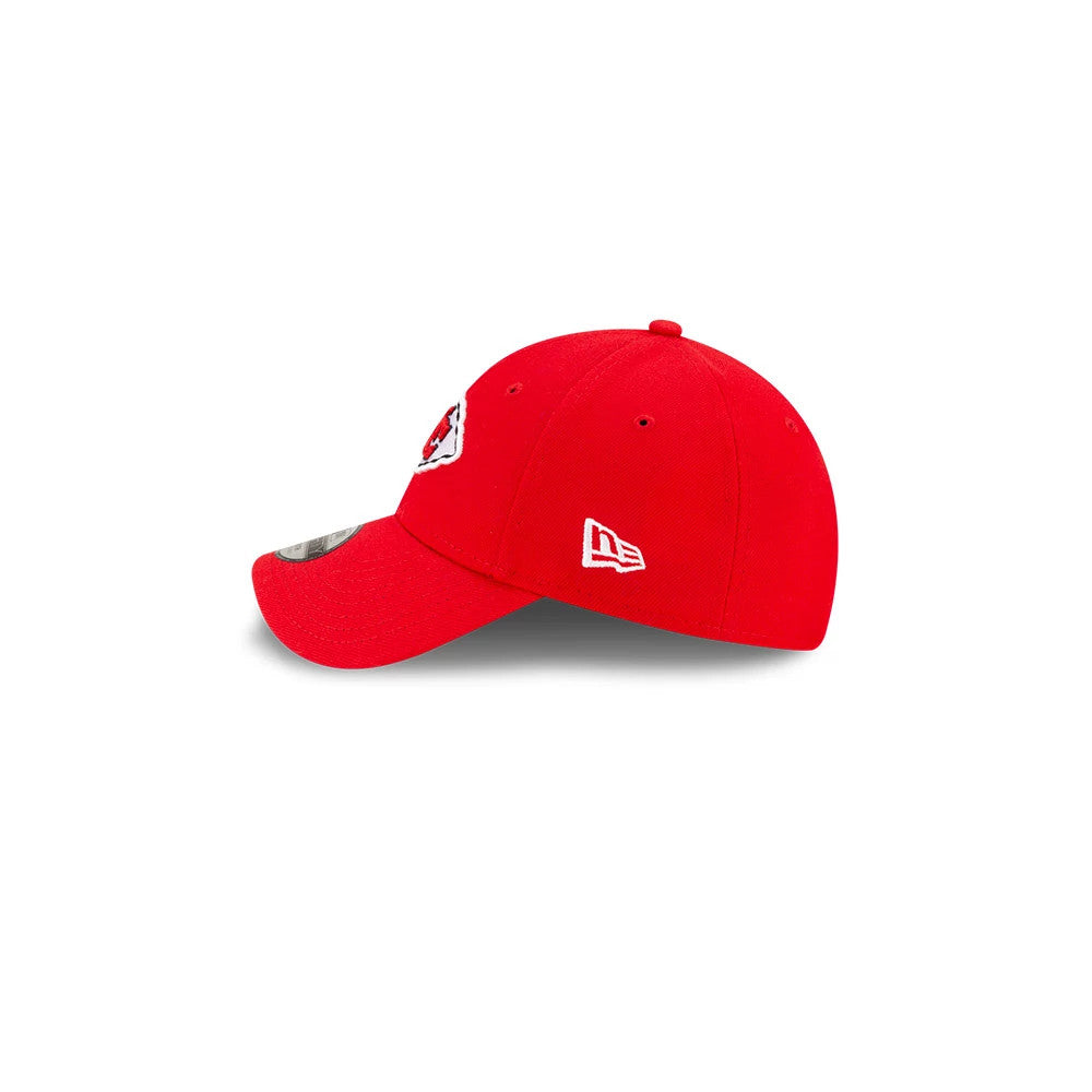 Kansas City Chiefs Youth The League Red New Era 9FORTY Adjustable Cap, side view showing the embroidered Chiefs logo on the front panel, the New Era flag logo on the left side, and the curved red visor with a 9FORTY size sticker.