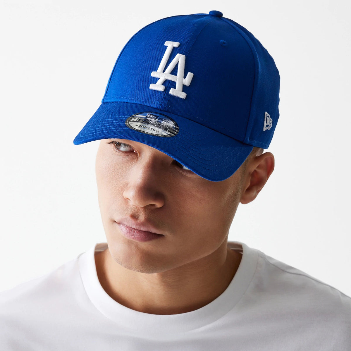 This is a LA Dodgers Essential Blue 9FORTY Cap 2