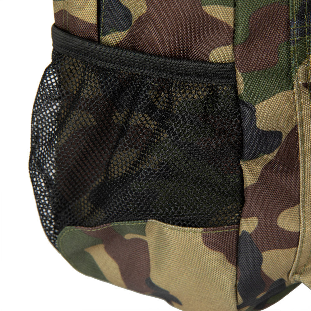 New Era New York Yankees Woodland Camo Stadium Backpack, side view showing a mesh pocket on the camo-patterned fabric with curving lines of green, brown, and black, alongside a black zip extending vertically down the edge.