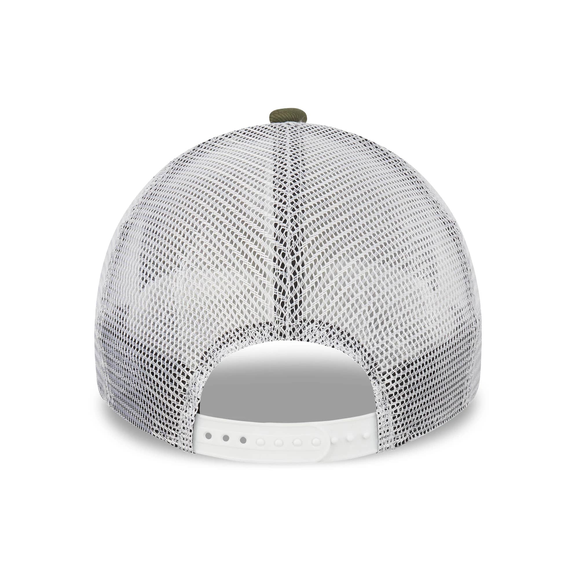This is a New York Yankees Khaki A-Frame Trucker Cap 4