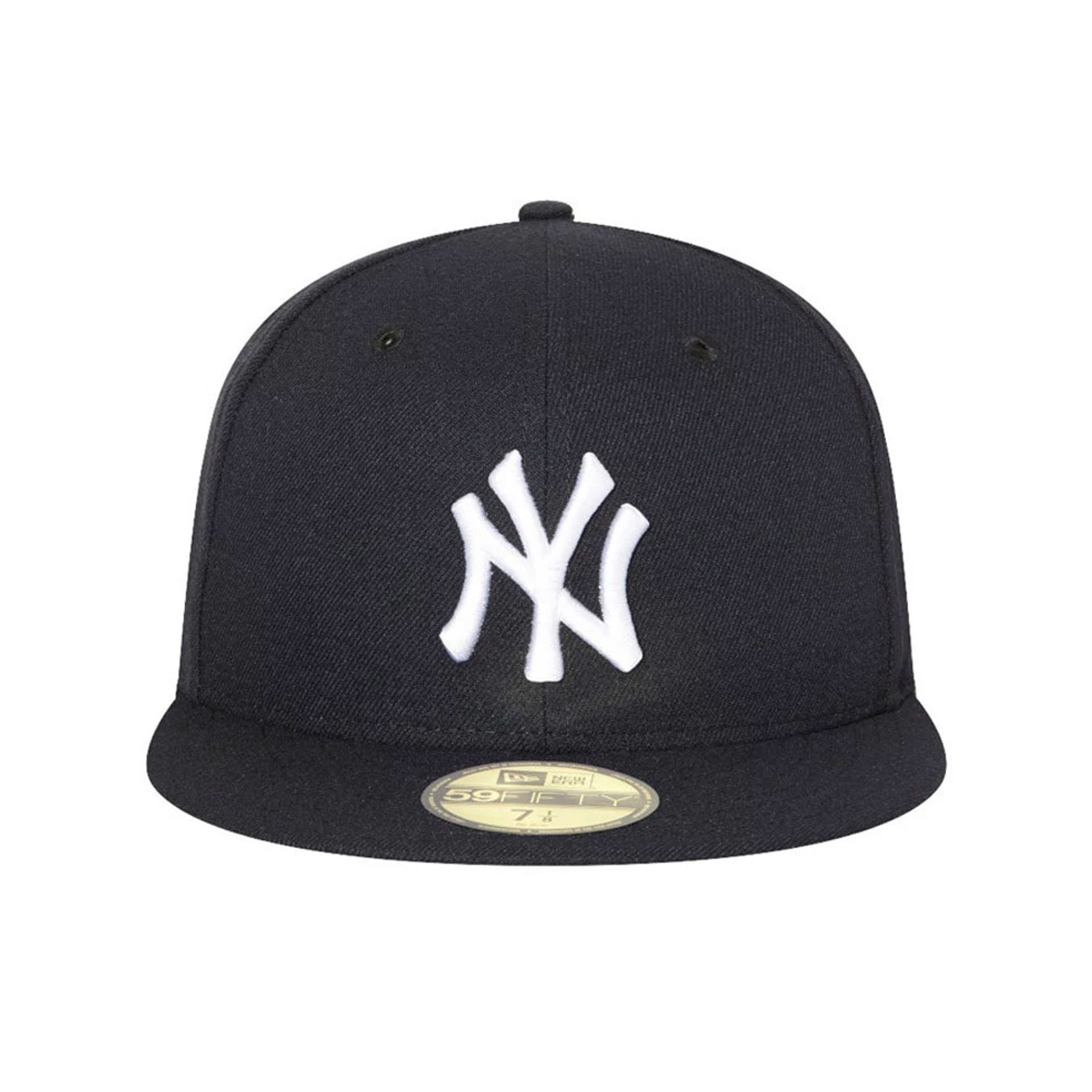 This is a New York Yankees Authentic On Field Game Navy 59FIFTY Cap 2