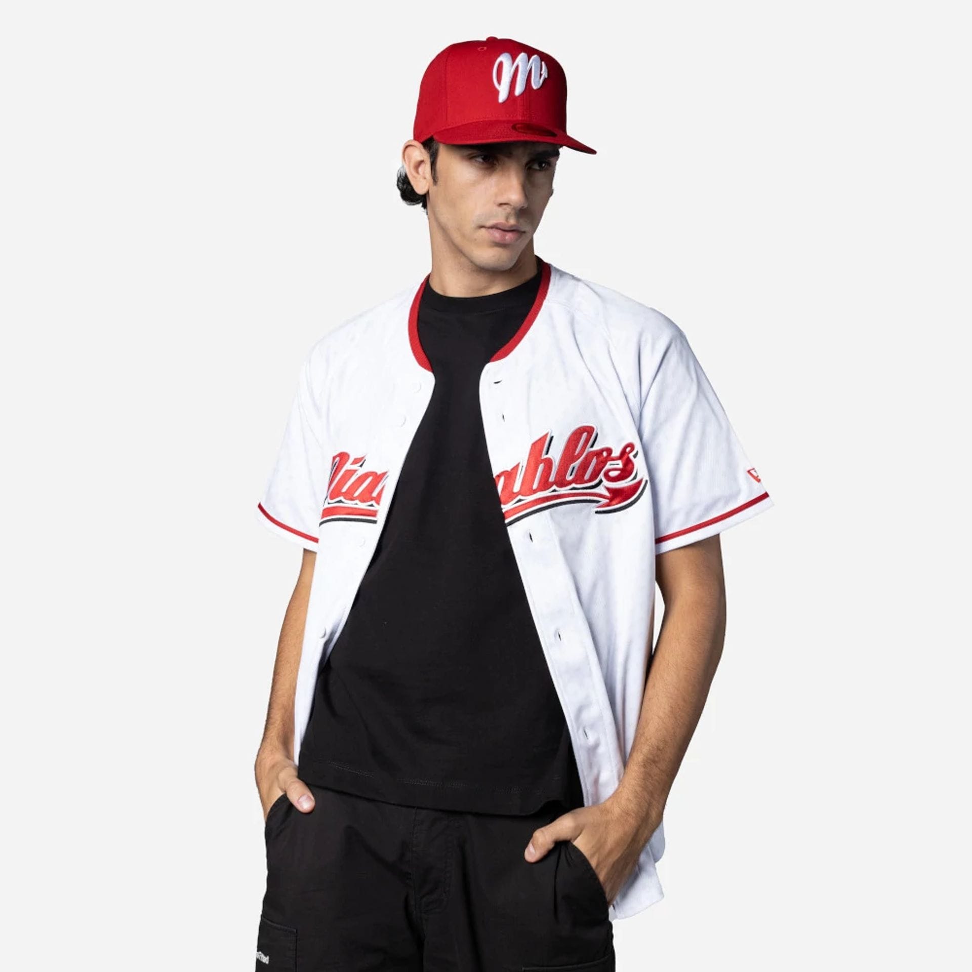 The Male model is wearing Mexico Diablos Mexico LMB On Field White On-Field Jersey 1