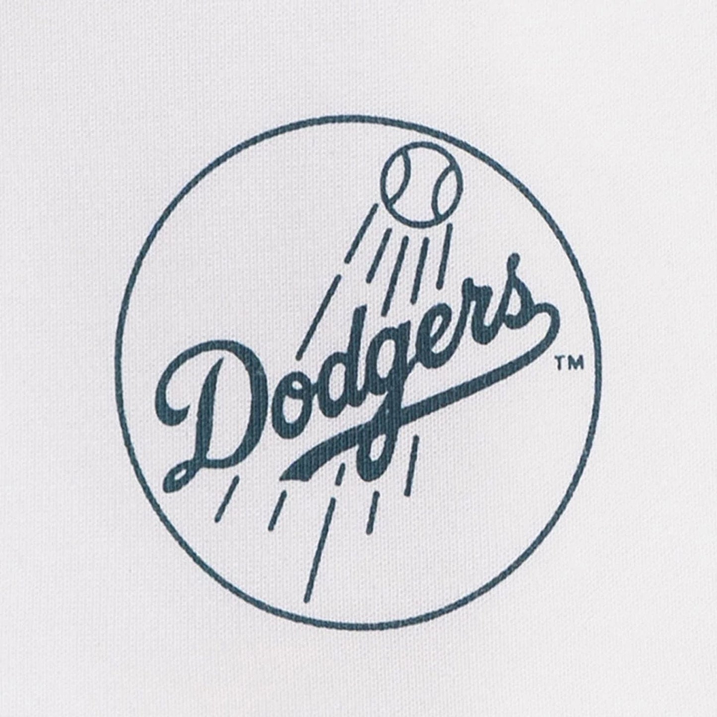 The model is wearing this MLB Forest Pack LA Dodgers T-Shirt in white. 7