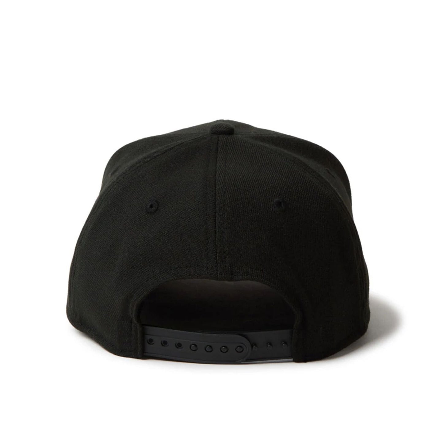 This is a New Era Stretch Series Black 9SEVENTY Stretch Snap Adjustable Cap 3