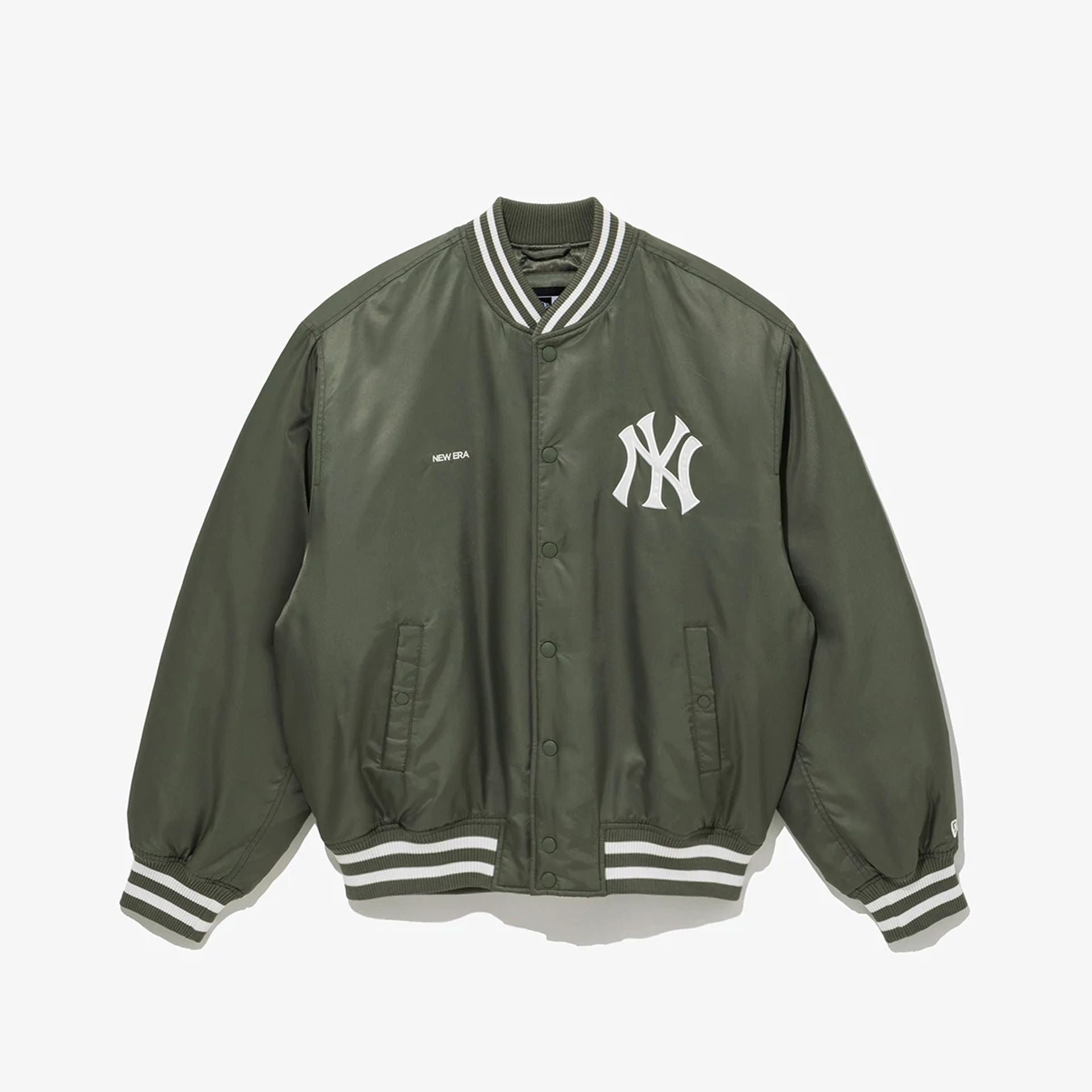 The Male model is wearing New York Yankees MLB Green Stadium Jacket 1