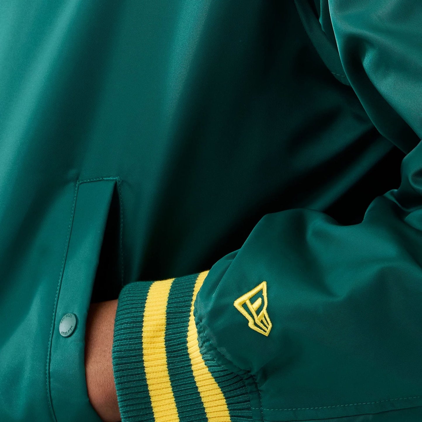 The Male model is wearing Oakland Athletics MLB Authentic Green Stadium Jacket 7