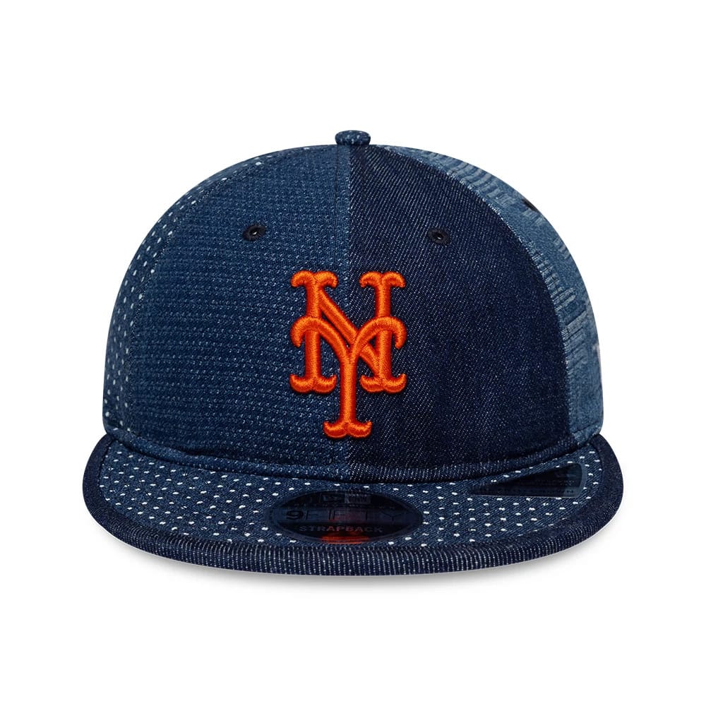 New York Mets MLB Multi Denim Dark Blue Retro Crown New Era 9FIFTY Adjustable Cap, front view with a raised orange NY logo on the centre of the deep blue crown, featuring a dark blue flat visor with a 9FIFTY size sticker.