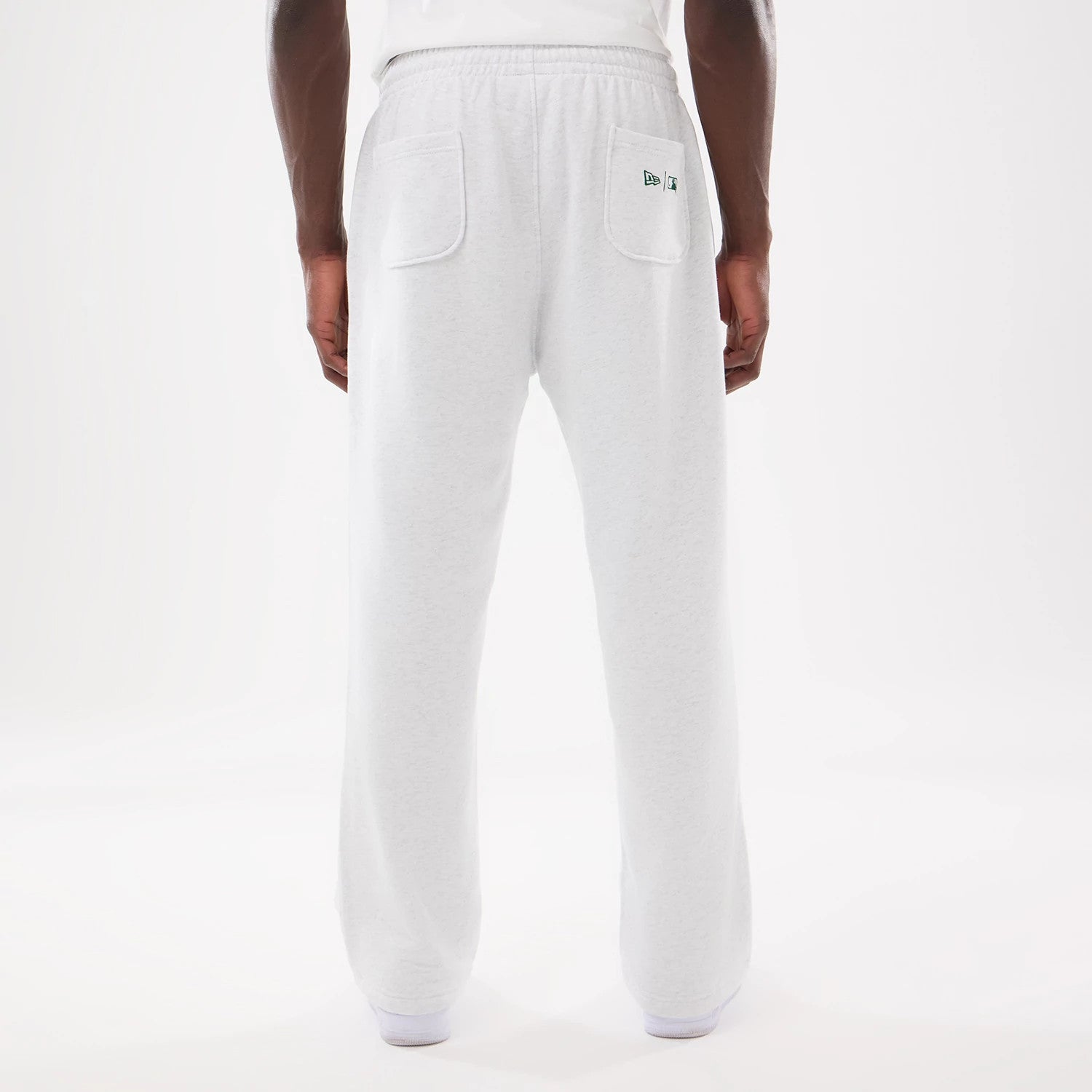 The model is wearing this MLB Comfort LA Dodgers Joggers in grey. 2