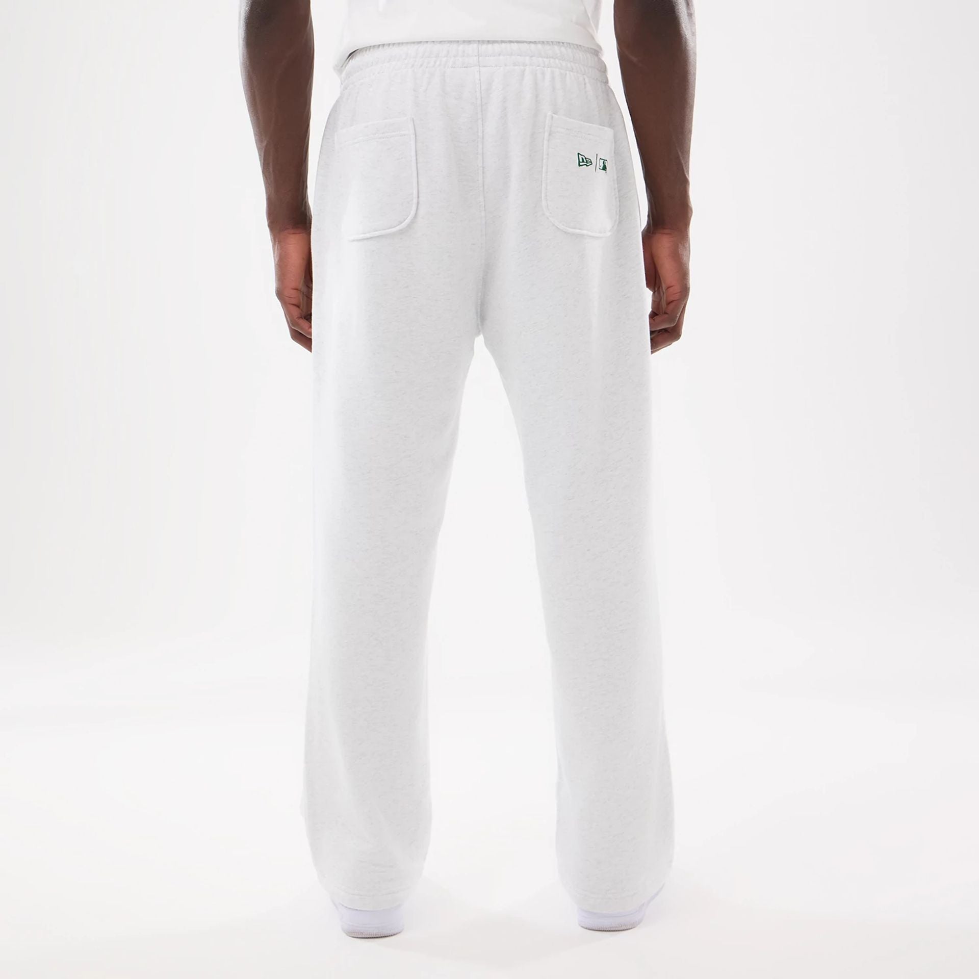 The model is wearing this MLB Comfort LA Dodgers Joggers in grey. 2