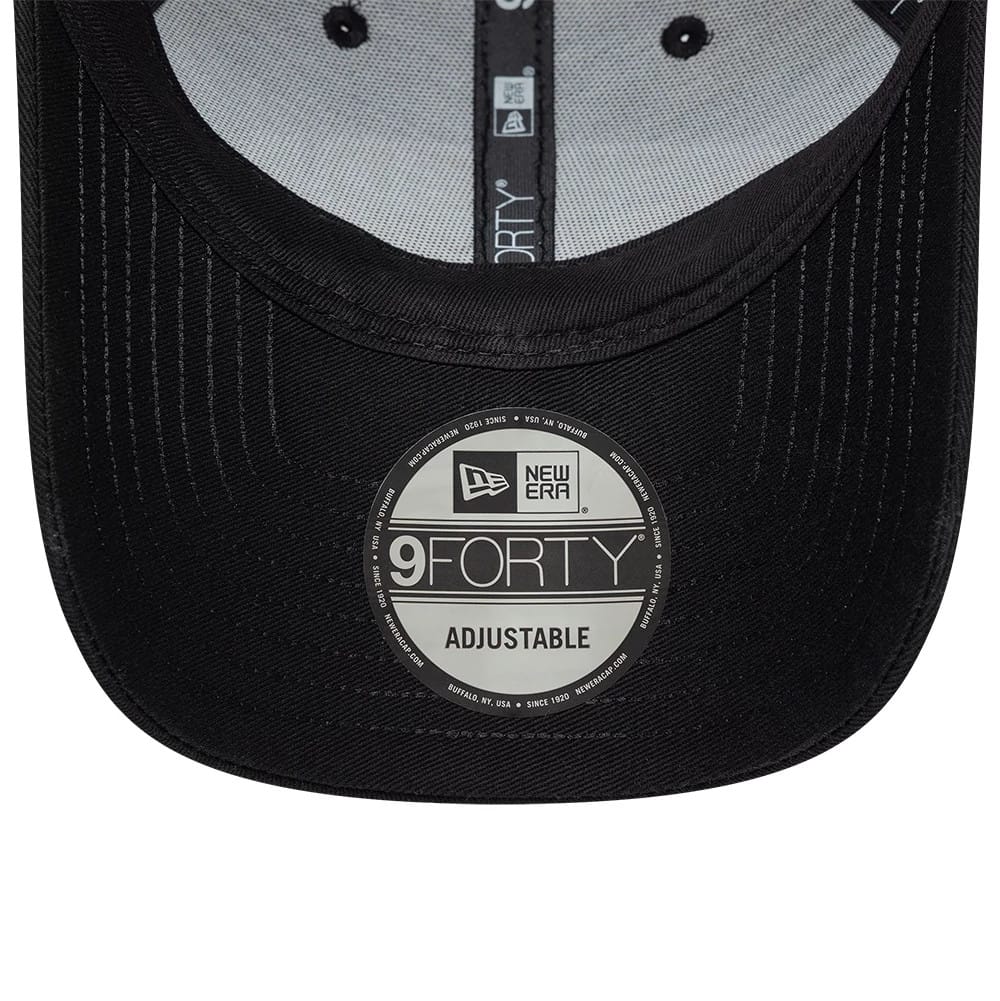 Pictured is this New Era Street Script Archived New Era Heritage 1920 9FORTY cap in black. 7