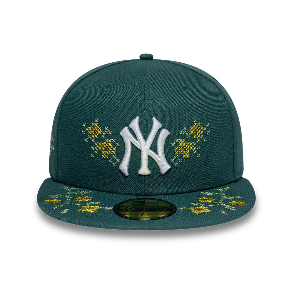 New York Yankees MLB Garden Dark Green New Era 59FIFTY Fitted Cap, front view with white raised embroidered NY logo on the green crown, floral yellow embroidery around the logo and on the visor, featuring a gold 59FIFTY size sticker.