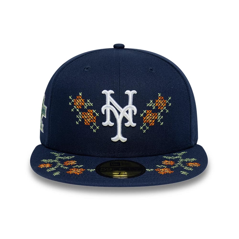 Pictured is this MLB Garden New York Mets 59FIFTY Fitted cap in dark blue. 2