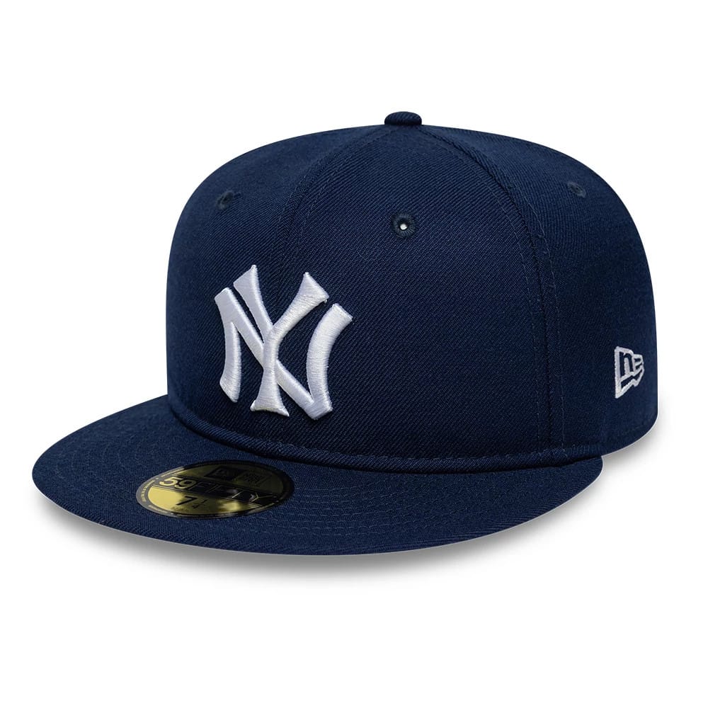 Pictured is this MLB Reserve New York Yankees 59FIFTY Fitted cap in dark blue. 1