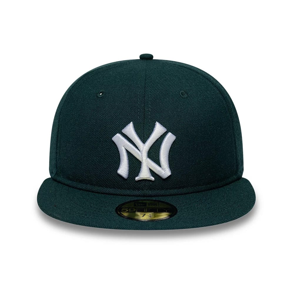 Pictured is this MLB Reserve New York Yankees 59FIFTY Fitted cap in dark green. 3