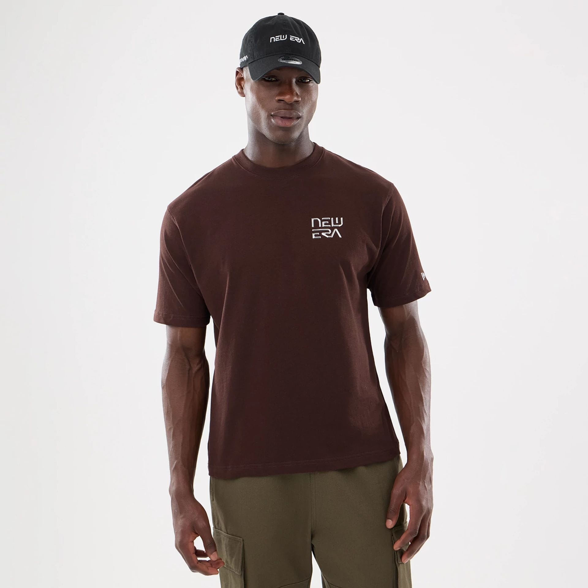 The model is wearing this Hajime Sorayama X MLB San Diego Padres T-Shirt in Dark Brown. 1