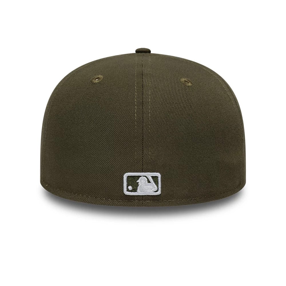 Pictured is this MLB College Varsity Seattle Mariners Low Profile 59FIFTY Fitted cap in dark green. 7