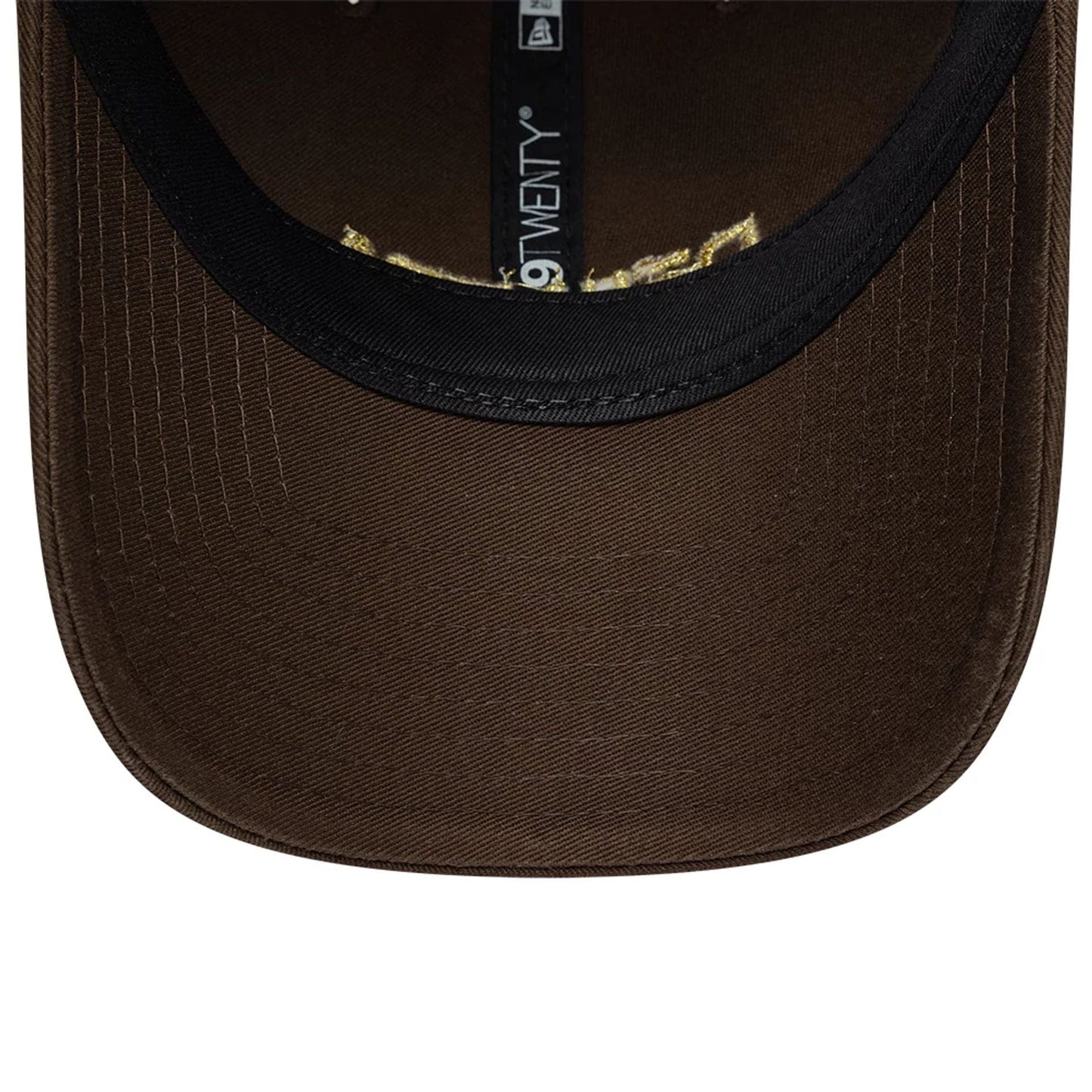 Pictured is this Hajime Sorayama X New Era 9TWENTY cap in dark brown. 7