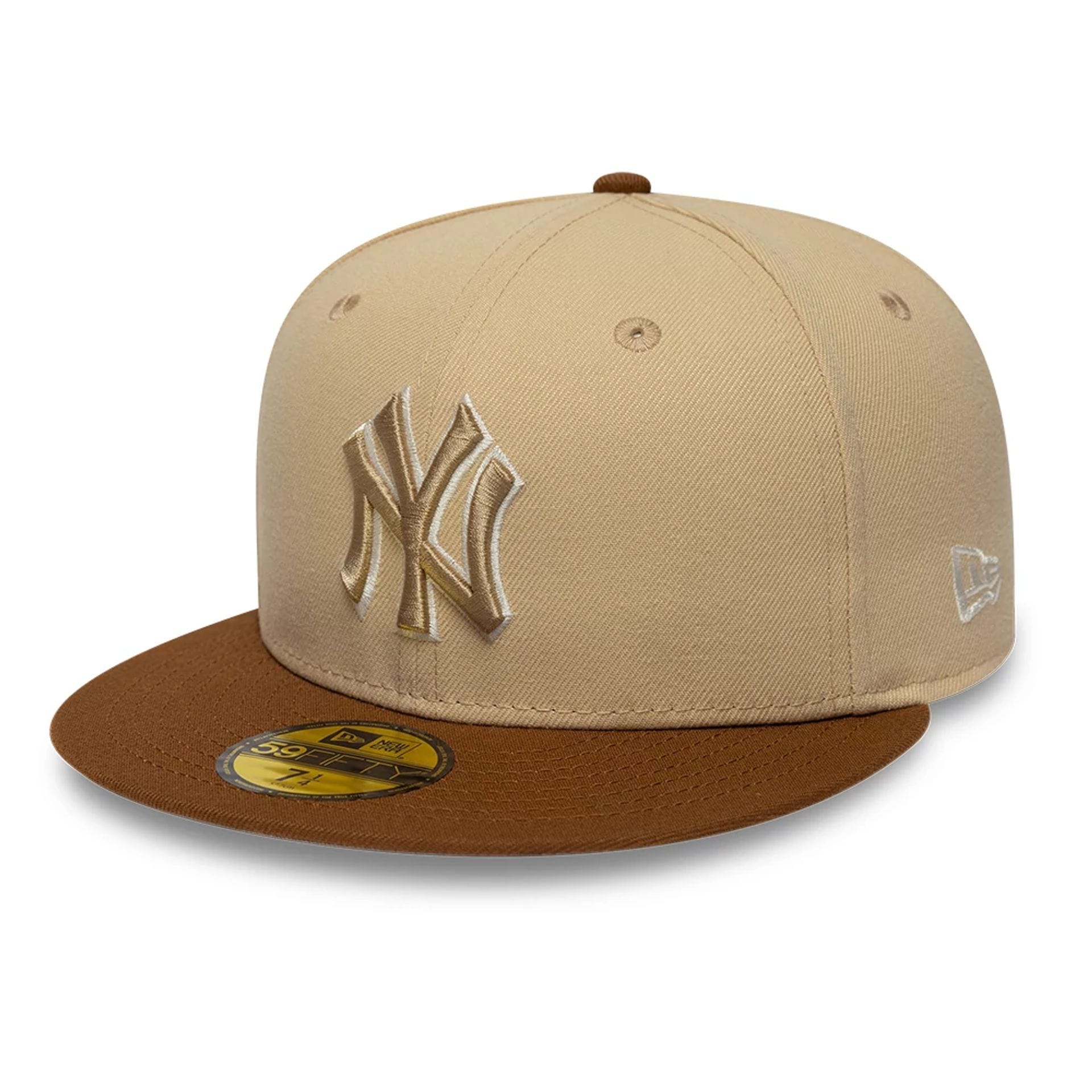 Pictured is this MLB Mocha Mousse New York Yankees 59FIFTY Fitted cap in light beige. 1