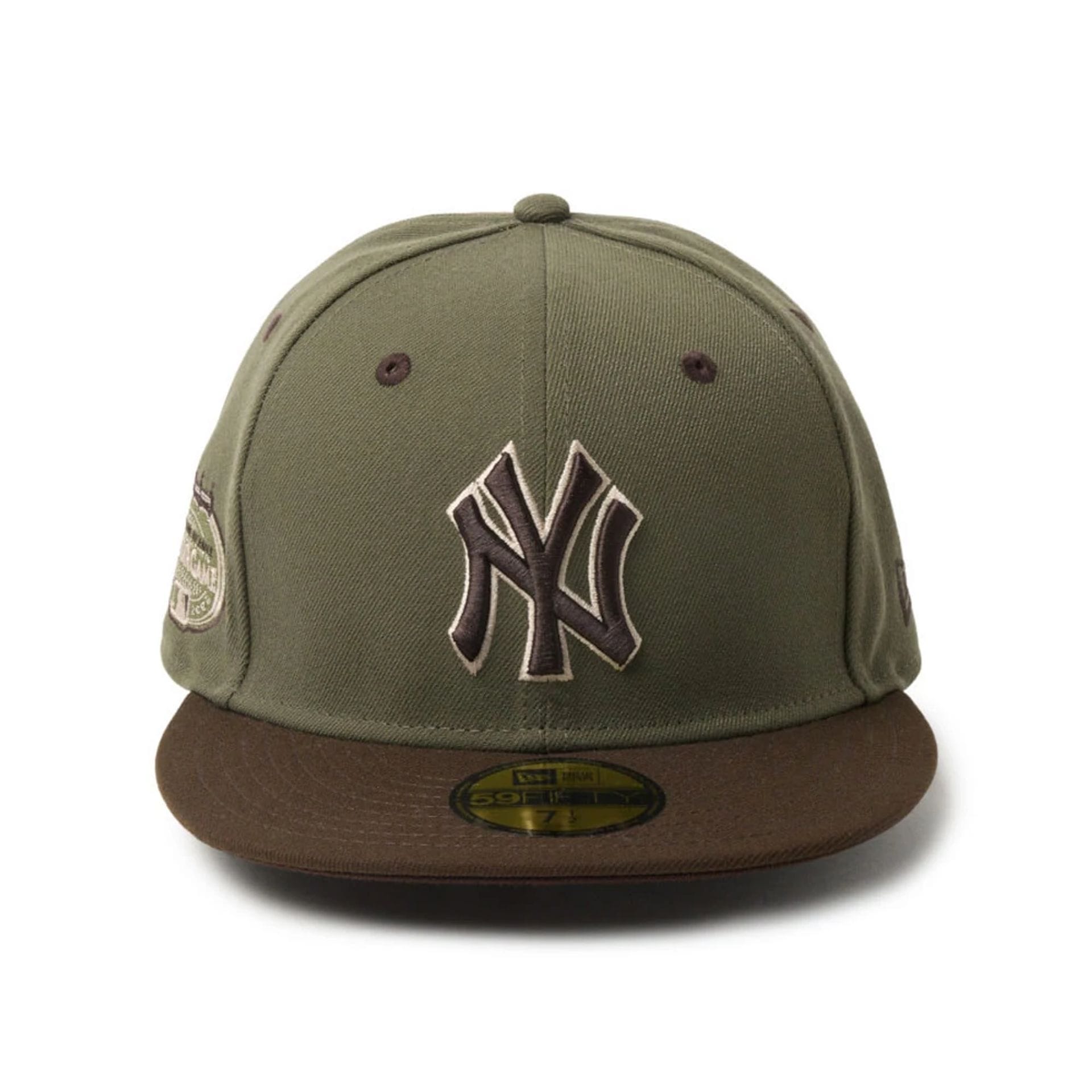 Pictured is this MLB Camo New York Yankees 59FIFTY Fitted cap in green. 2
