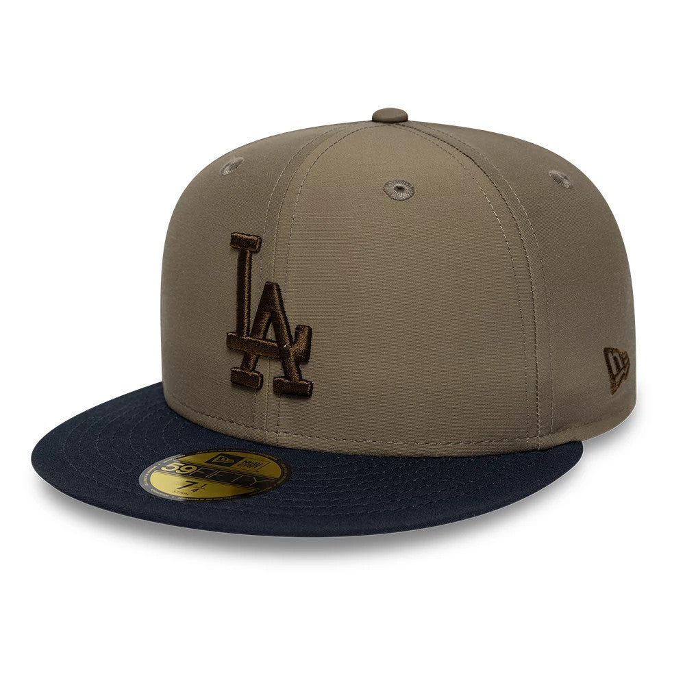 Pictured is this MLB Grosgrain LA Dodgers 59FIFTY Fitted cap in green. 1