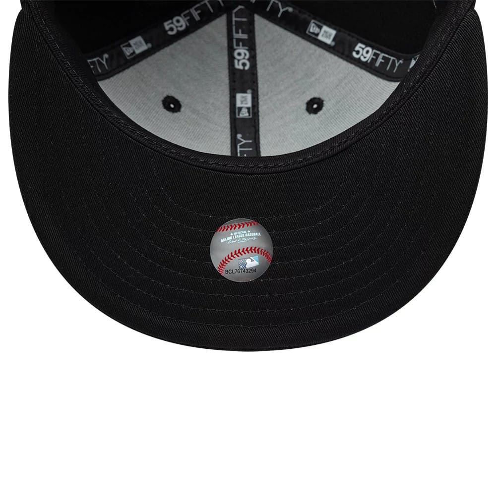 Pictured is this MLB Black On Black Arizona Diamondbacks 59FIFTY Fitted cap in black. 7