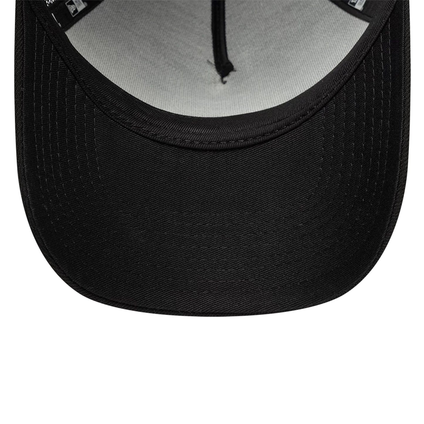 Pictured is this New Era Wall Art Grafitti 9FORTY A-Frame Trucker cap in black. 7