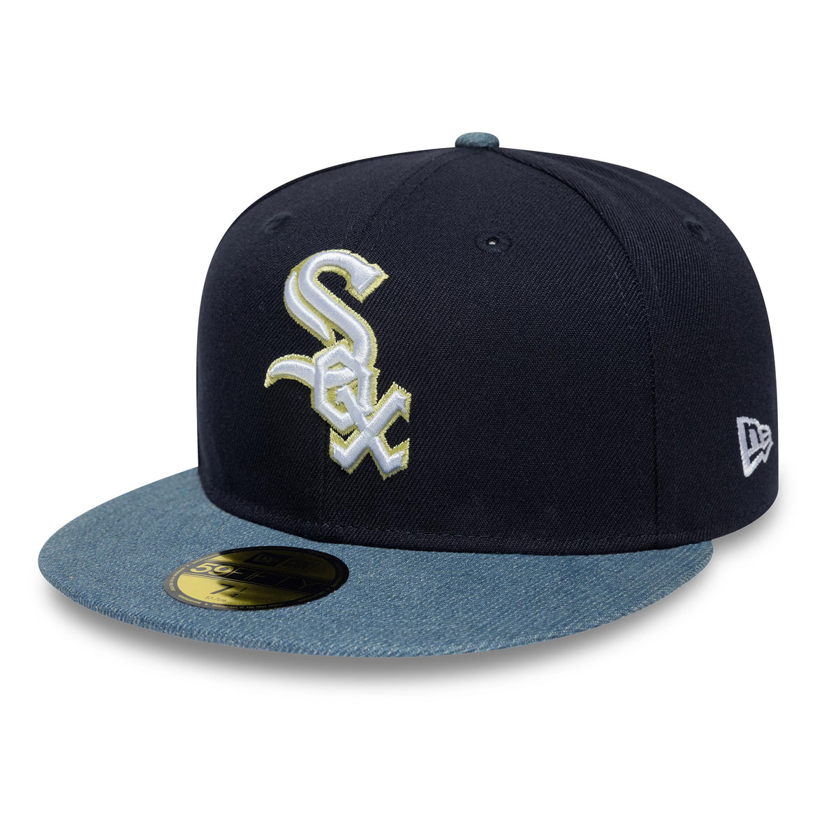 Chicago White Sox MLB Denim Mix Navy New Era 59FIFTY Fitted Cap, front view showing the raised white Sox logo on the navy front panel, the denim blue visor with gold 59FIFTY size sticker, and the New Era flag logo on the left side.
