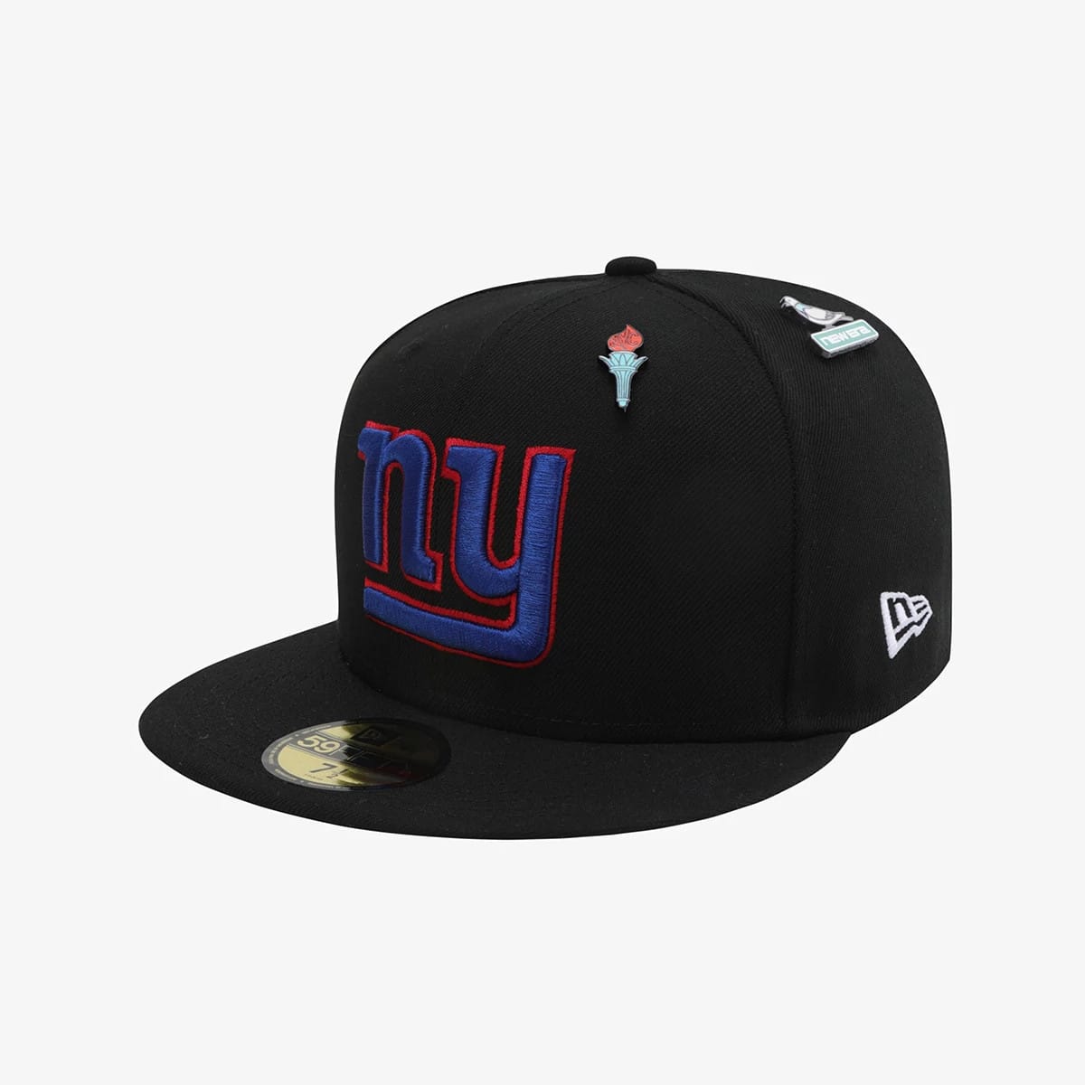 Pictured is this NFL 59FIFTY Day New York Giants 59FIFTY Fitted cap in black. 1
