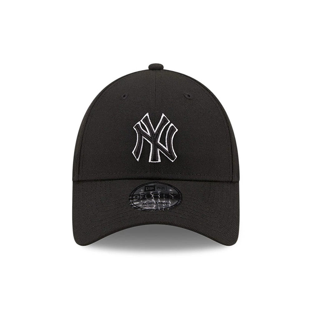 New York Yankees Pop Outline Black New Era 9FORTY Cap, front view showing a raised white and black embroidered NY logo on the front panel and a 9FORTY size sticker on the black curved visor.