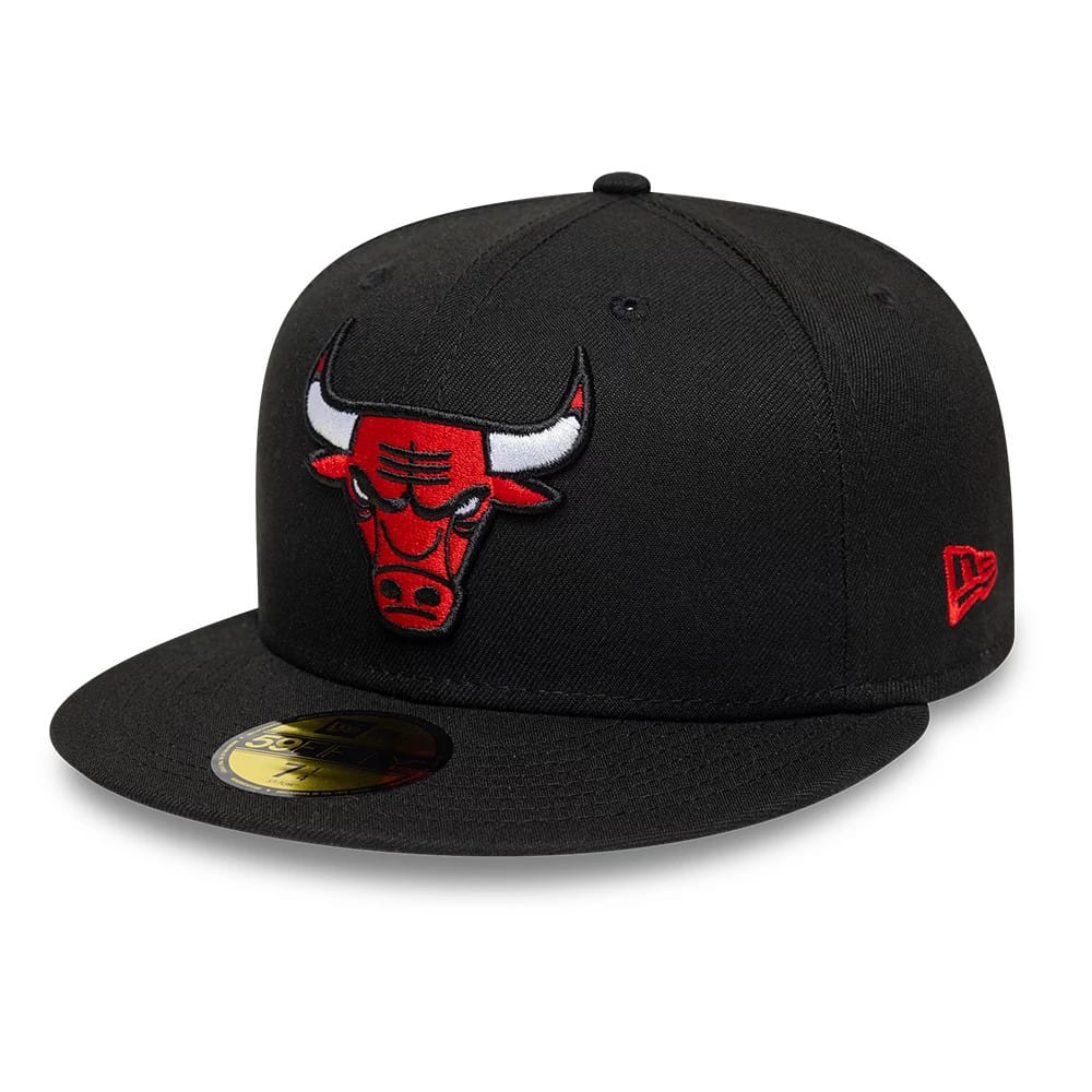 Pictured is this NBA Chicago Bulls 59FIFTY Fitted cap in black. 1