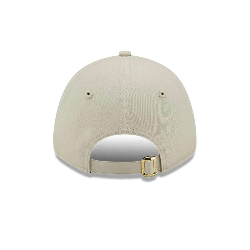 New York Yankees Womens Metallic Logo Cream New Era 9FORTY Adjustable Cap, rear view showing the absence of back logo, cream colour and gold buckle on the adjustable strap, with a structured crown and matching top button.