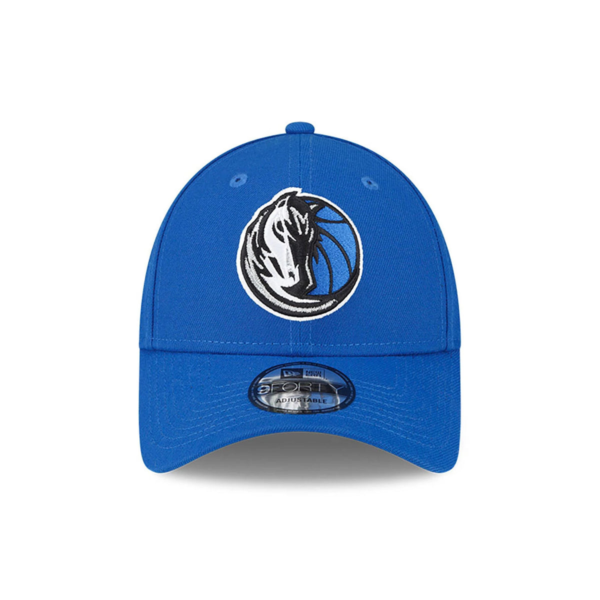 Dallas Mavericks NBA The League Blue New Era 9FORTY Adjustable Cap, front view showing the raised embroidered Mavericks logo on the front panel with a curved visor and a 9FORTY size sticker on the top.