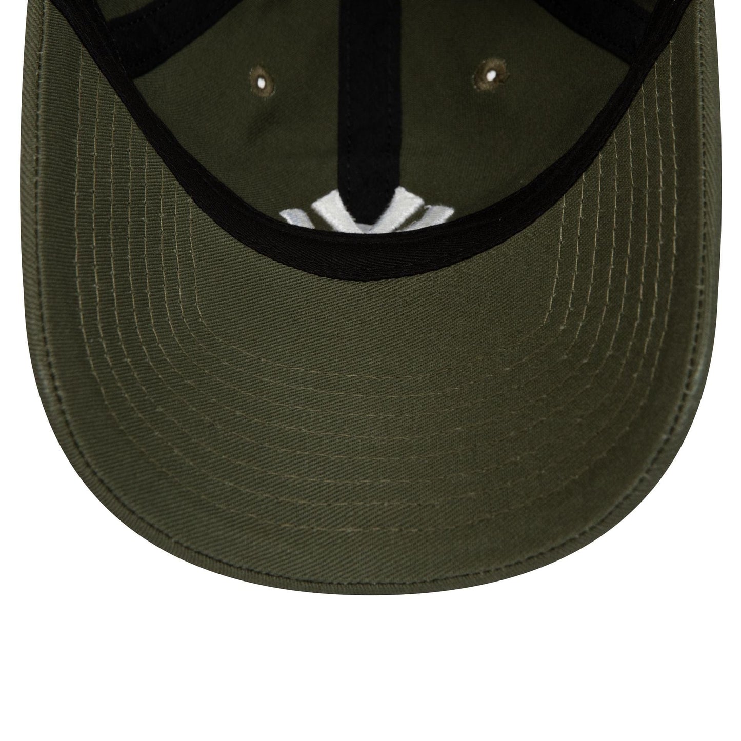 This is a New York Yankees League Essential Green 9TWENTY Adjustable Cap 5