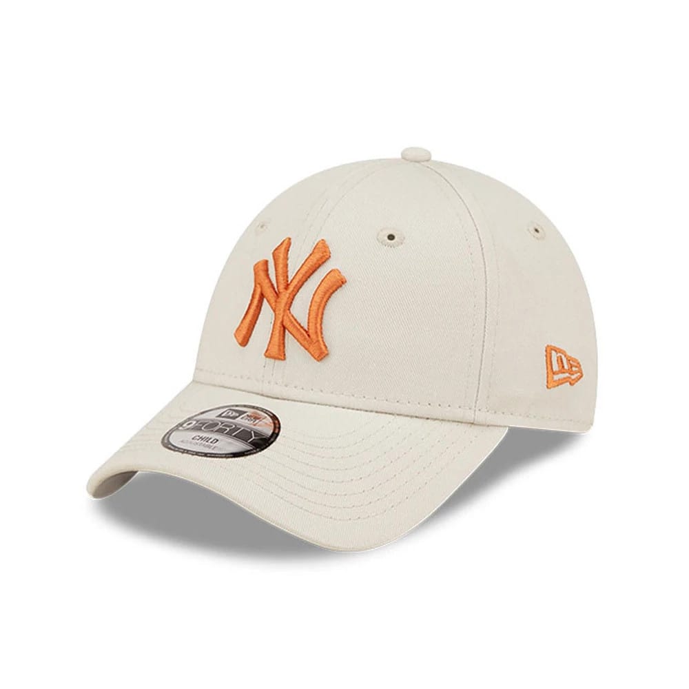 This is a Child MLB League Essential New York Yankees Light Beige 9FORTY Cap. 1