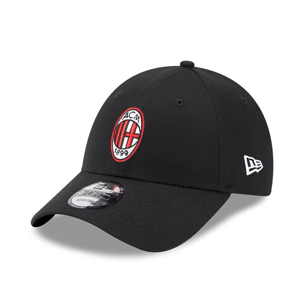 AC Milan Black New Era 9FORTY Adjustable Cap, three-quarter view showing the embroidered red and black team logo on the front panel, a black curved visor with a 9FORTY size sticker, and the white New Era flag logo on the left side.