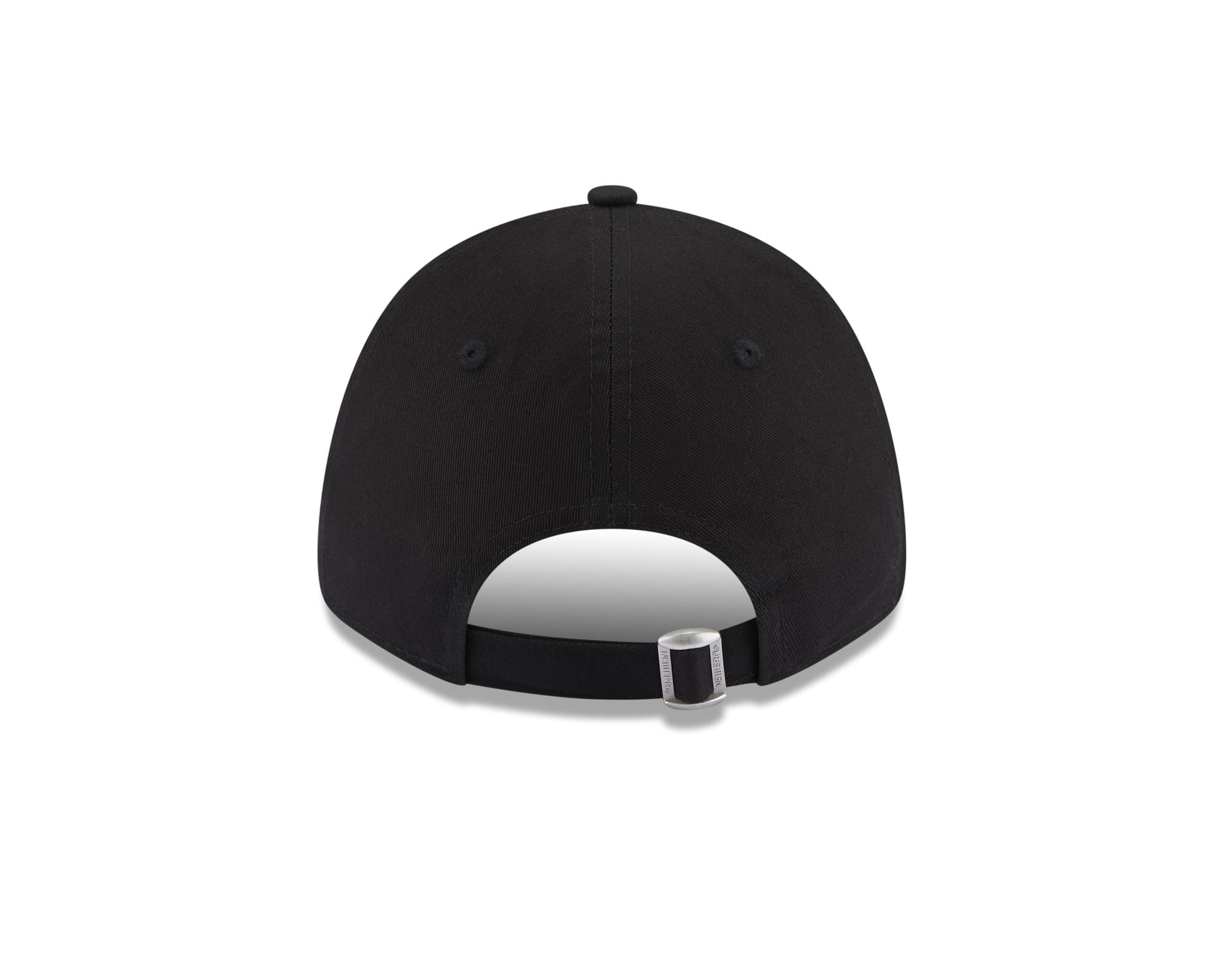 This is a New York Yankees Metallic Logo Womens Black 9FORTY Adjustable Cap 4