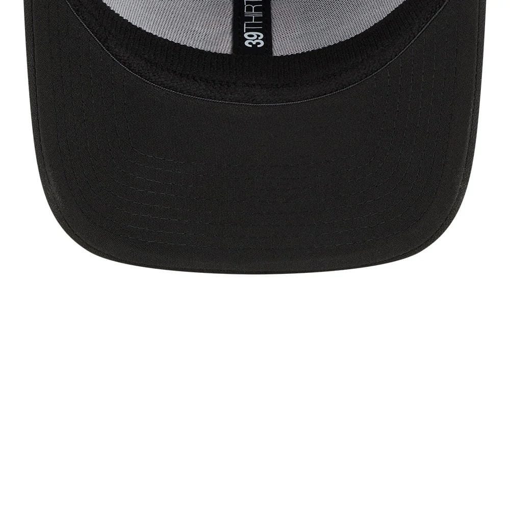 Pictured is this MLB Evergreen San Francisco Giants 39THIRTY Stretch Fit cap in black. 7