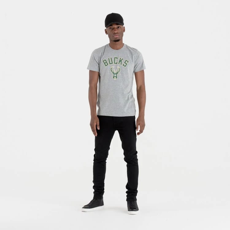 The Male model is wearing Milwaukee Bucks NBA Regular Grey T-Shirt 1