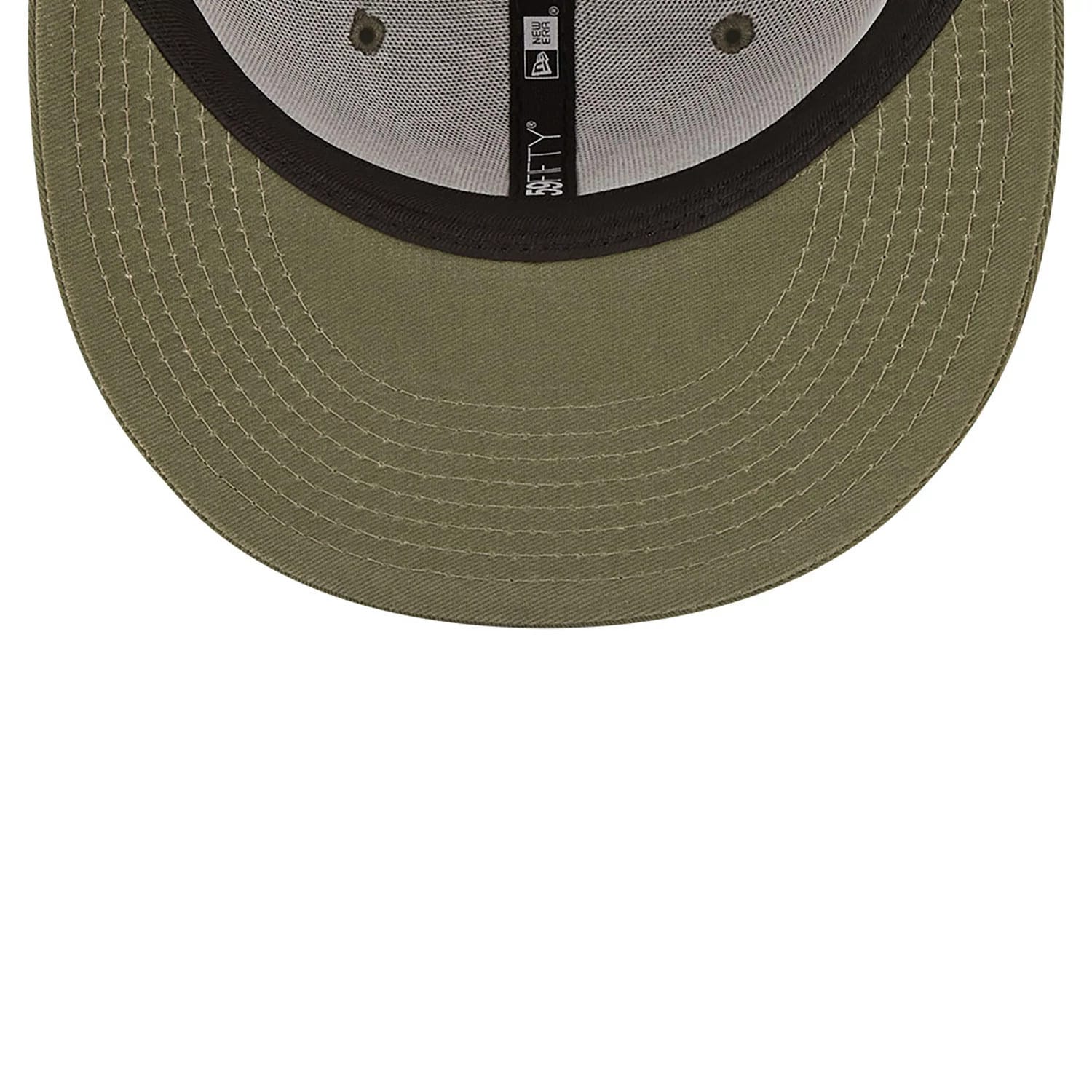 This is a New York Yankees League Essential Green 59FIFTY Fitted Cap 2