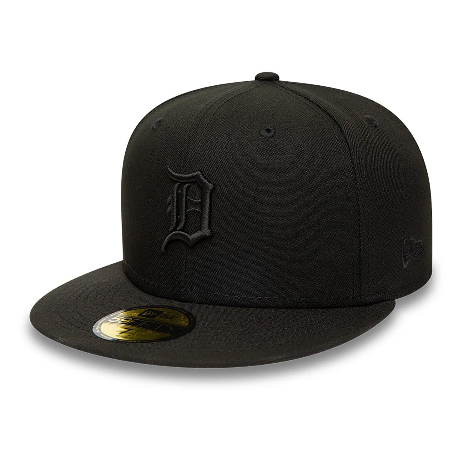 Detroit Tigers MLB Black on Black New Era 59FIFTY Fitted Cap, three-quarter view showing the raised black embroidered D logo on the front panel, flat visor with gold 59FIFTY size sticker, and New Era flag logo on the left side.