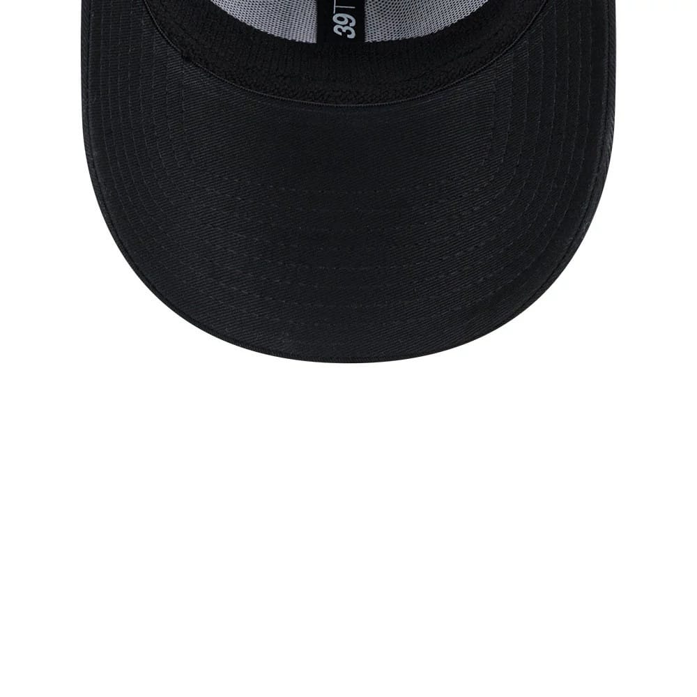 Detroit Tigers MLB Evergreen Neo Black New Era 39THIRTY Stretch Fit Cap, inside view showing the black sweatband, grey taping with black 39THIRTY label, and the black underside of the visor.