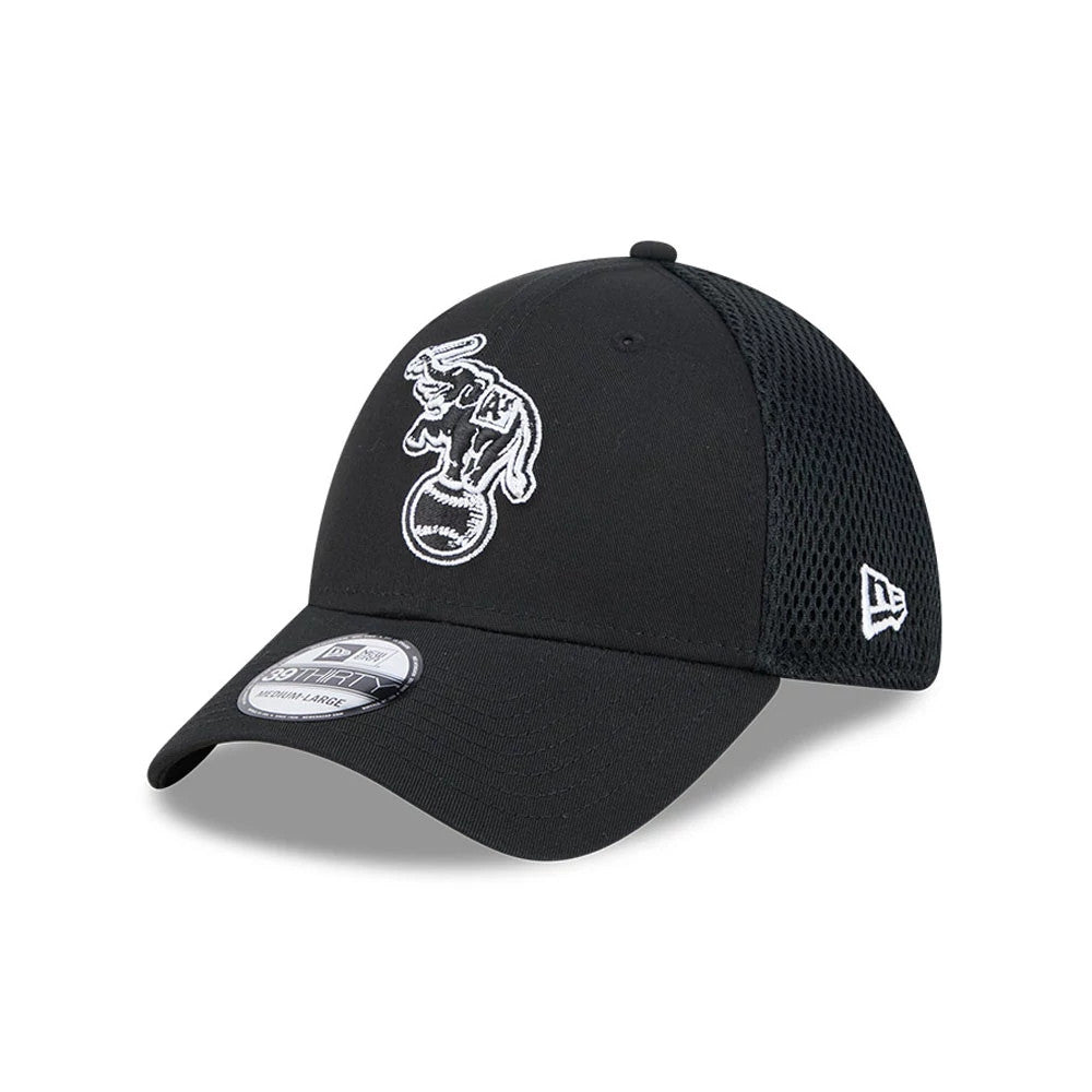 Athletics MLB Evergreen Neo Black New Era 39THIRTY Stretch Fit Cap, three-quarter view showing the white embroidered elephant logo on the front panel, black curved visor with 39THIRTY size sticker, and New Era flag logo on the left mesh side.