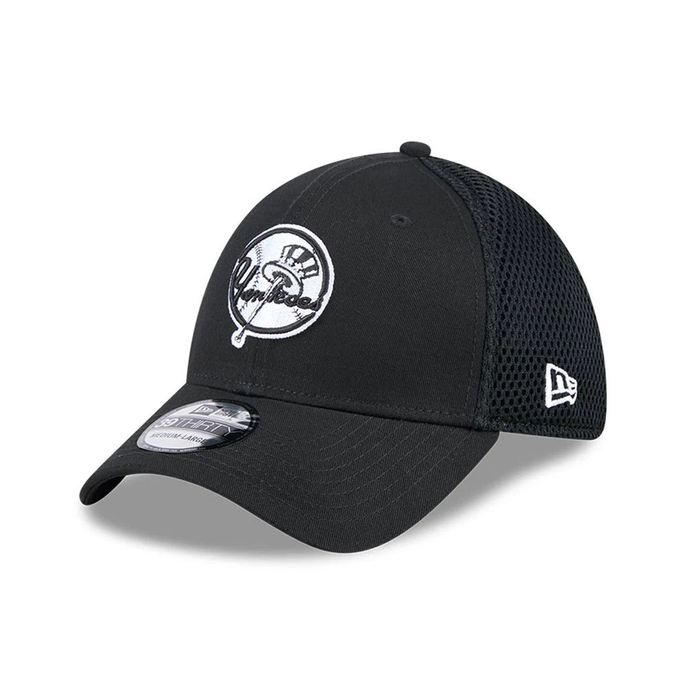 Pictured is this MLB Evergreen Cooperstown New York Yankees 39THIRTY Stretch Fit cap in black. 1