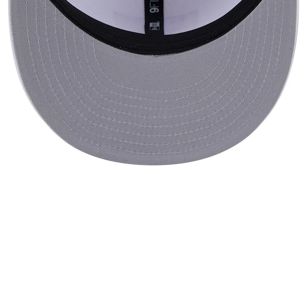 Pictured is this NFL Evergreen Las Vegas Raiders 9FIFTY Snapback cap in white. 2