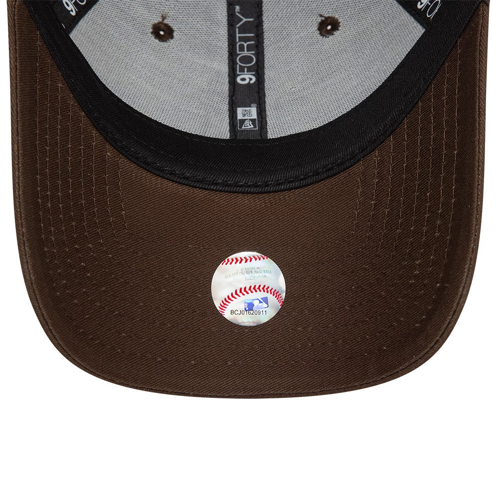 This is a New York Yankees Womens League Essential Dark Brown 9FORTY Adjustable Cap 2